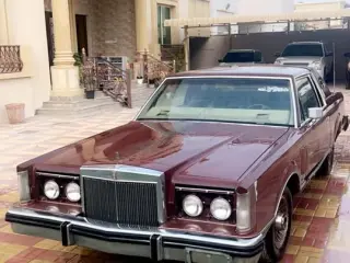 1983 Lincoln Continential in Ras Al Khaimah used car