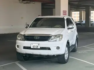 2009 Toyota Fortuner in Ras Al Khaimah used car