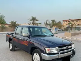 2004 Toyota Hilux in Ras Al Khaimah used car