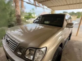 2007 Lexus LX 470 in Ras Al Khaimah used car